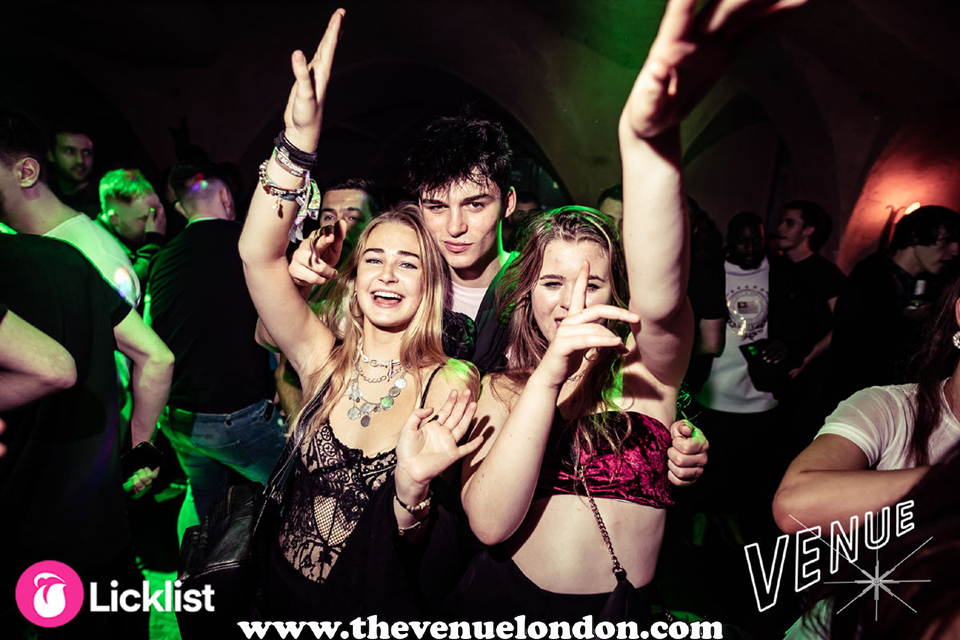 watermarked_-_XX5000382538